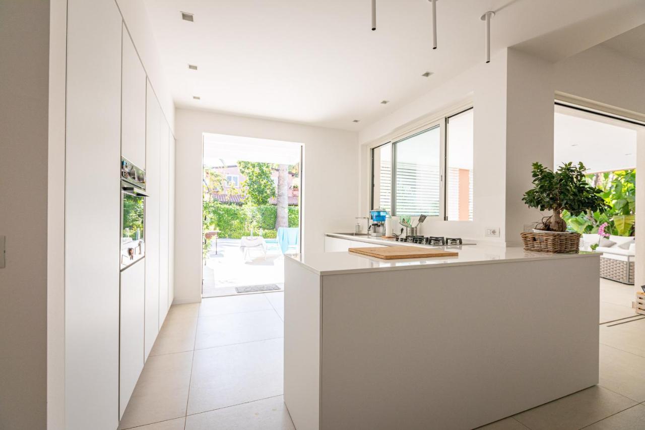 Villa Ametista Portorosa Фурнари Екстериор снимка