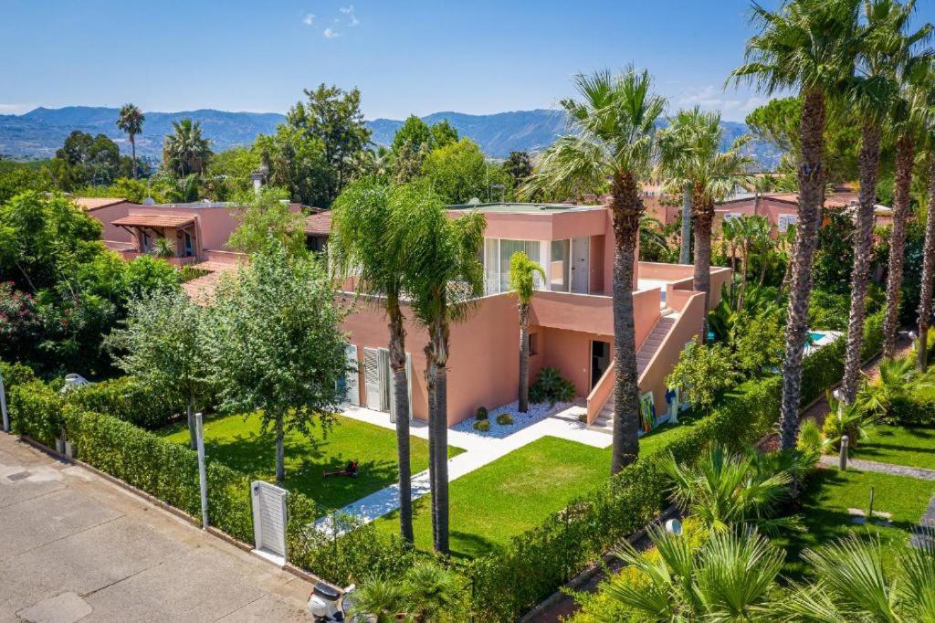 Villa Ametista Portorosa Фурнари Екстериор снимка